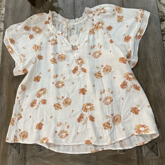 Wonderly Blouse NWT - Picture 2 of 9